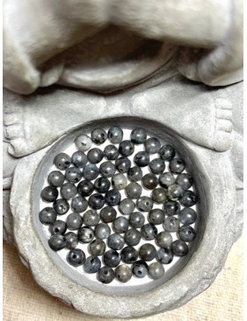 LARVIKITE Perles à l'unité 4mm