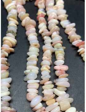 ??? Perles chips Opale rose en fil - 5/9mm (environ 200 perles)