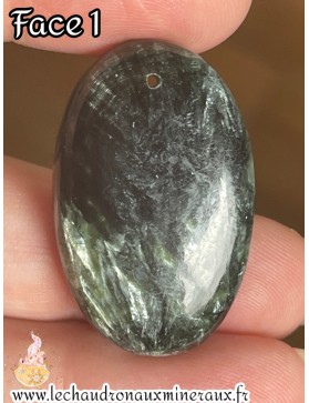 Séraphinite cabochon percé...
