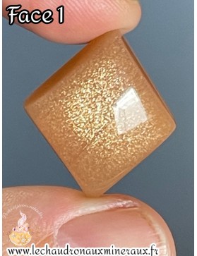 Pierre de soleil cabochon...